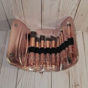 Love + Happiness Glitter 10 Piece Brush Set With Case 🌈 new